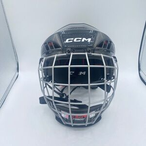 CCM XT20 Hockey Helmet with Cage Combo Medium - Like New - Valid Until 2031